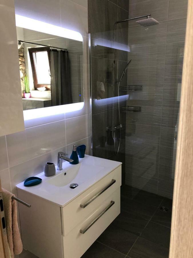 Studio Apartman Braco Рисика Екстериор снимка