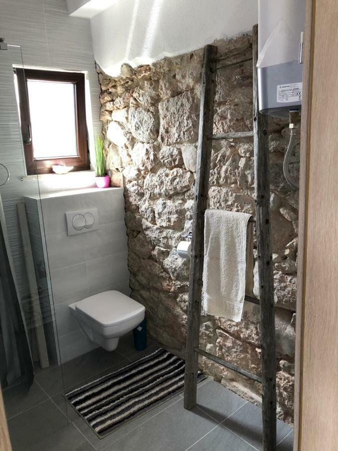 Studio Apartman Braco Рисика Екстериор снимка